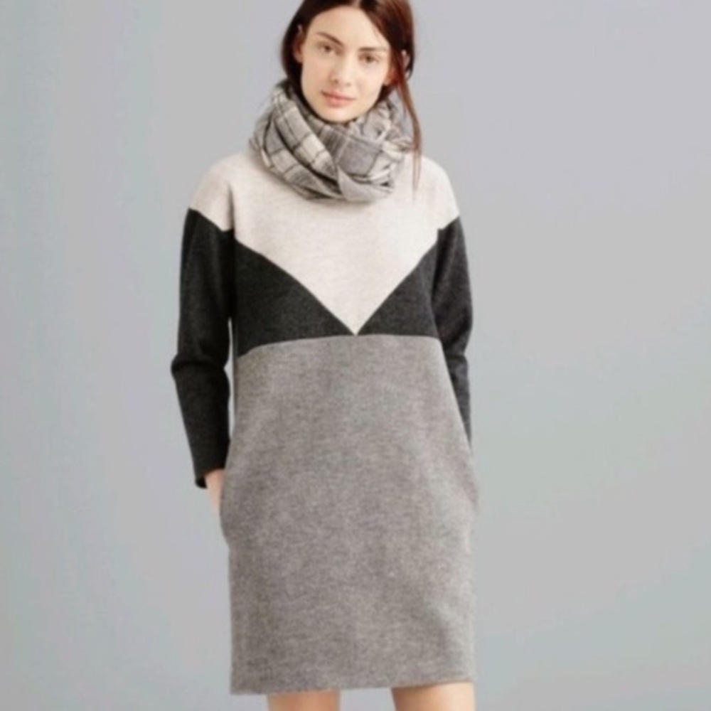 Geotilt Gray Color Block Wool Blend 3/4 Sleeve Shift Dress